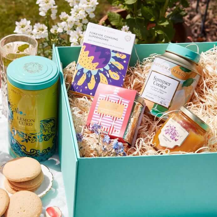 The Summertime Gift Box
